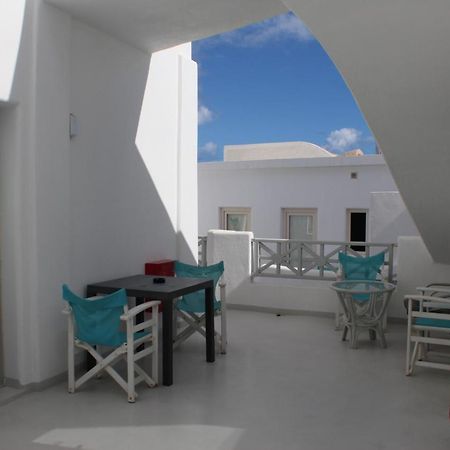 Fira Getaway - Economy Basement Rooms Exterior foto