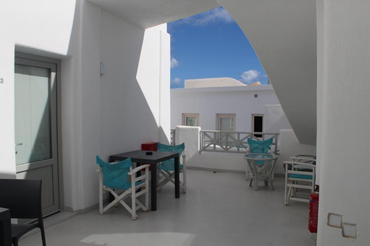 Fira Getaway - Economy Basement Rooms Exterior foto