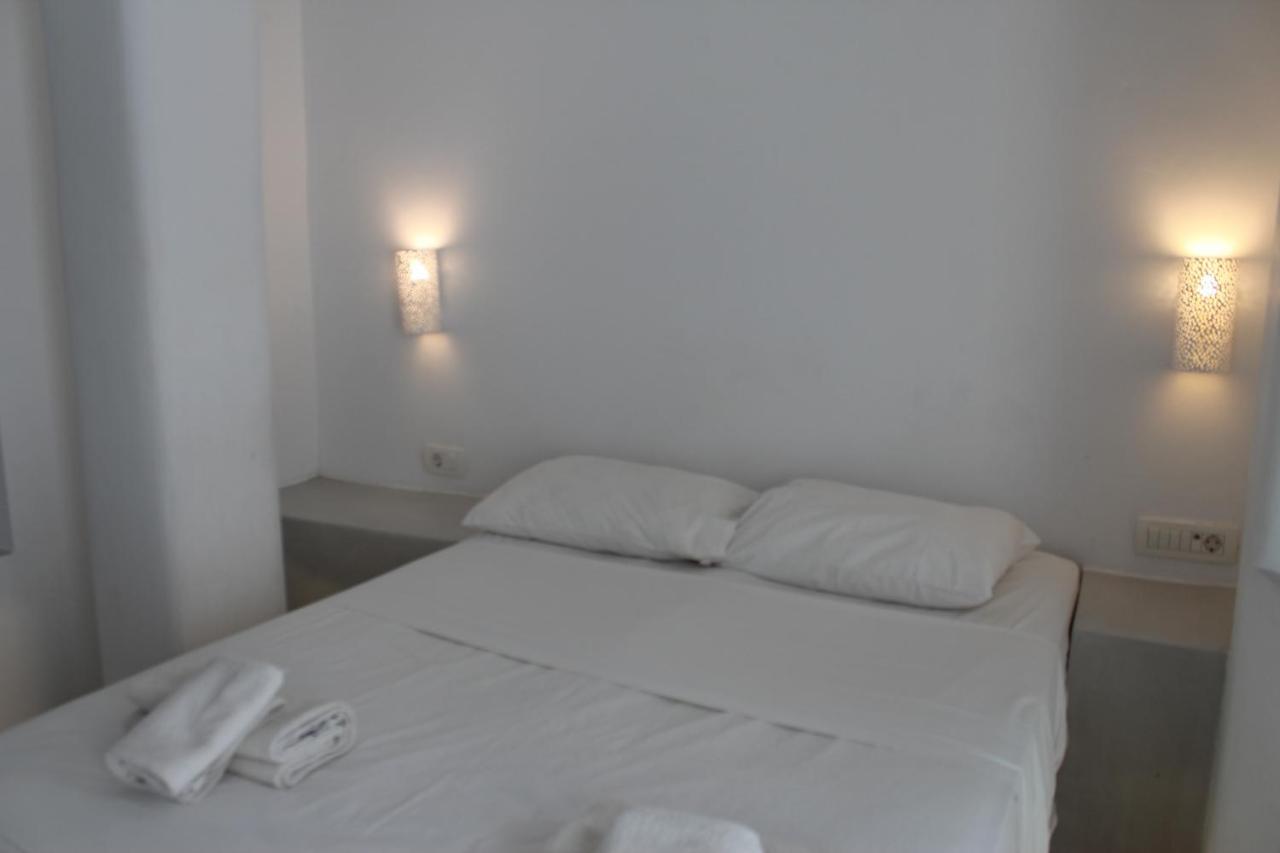 Fira Getaway - Economy Basement Rooms Exterior foto
